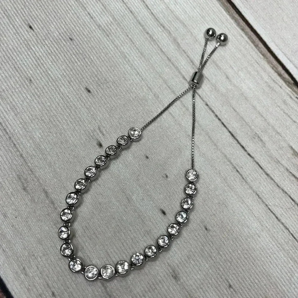 Premier Designs CZ Silver Tennis Bracelet Bezel Set Adjustable 6-10” EUC - Picture 2 of 7